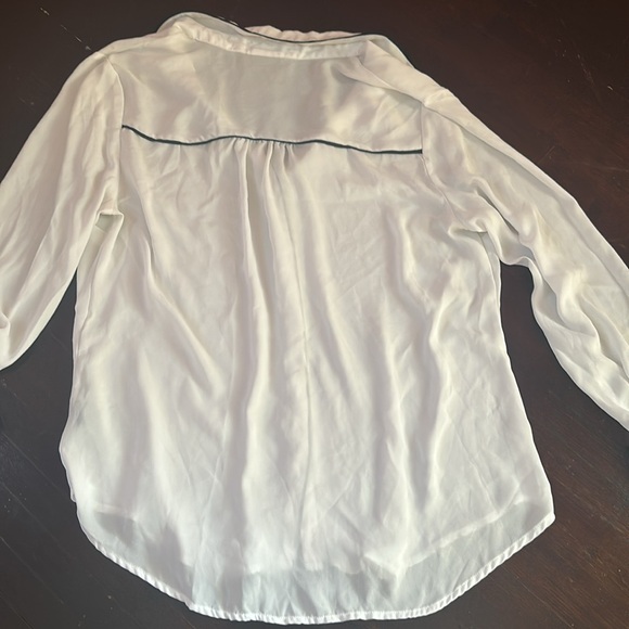Worthington White Collared Shirt - Picture 2 of 2